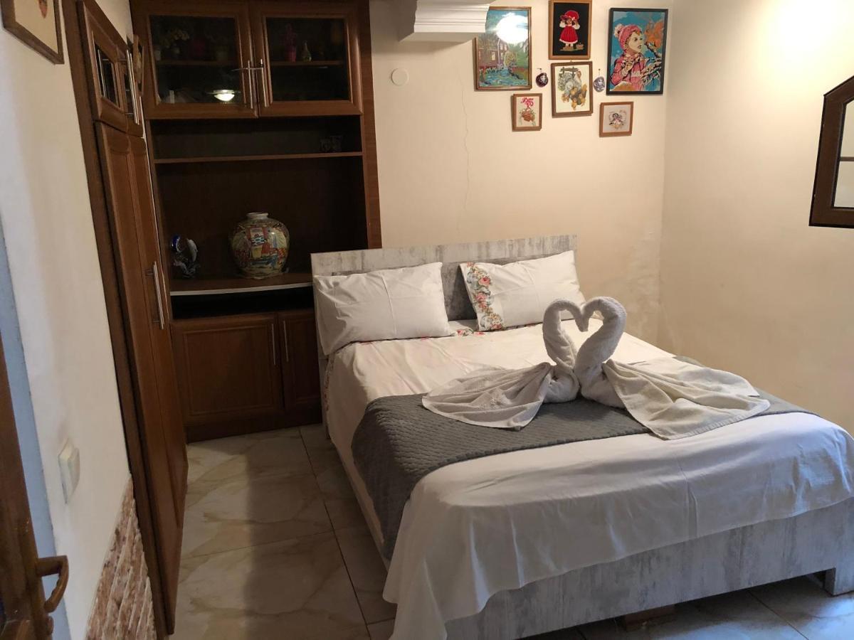 Aparment On Nano Hotell Tbilisi Exteriör bild